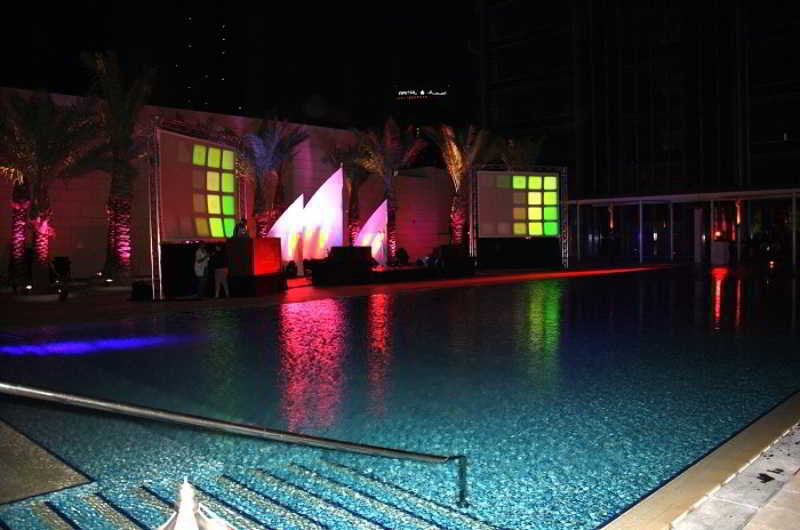 Courtyard By Marriott Doha City Center Exterior photo